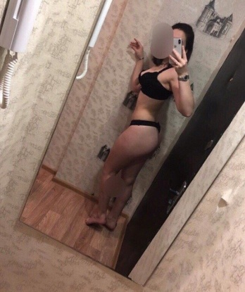 Аппетитная, сочная малышка предлагает отдохнуть в ее обществе от повседневной рутины. Индивидуальный подход, конфиденциальность и безграничная страсть гарантированы. Позвони, и ты не пожалеешь! 7317, 19 лет